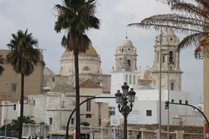 Kuppeln der Stadt Cadiz